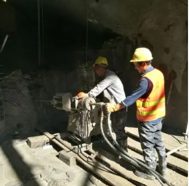 槐荫水下抗分散灌浆料特点 水下不分散注浆料介绍